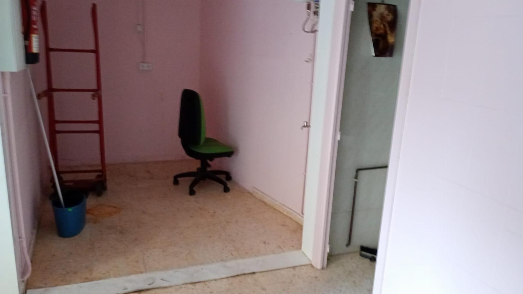 Venta de local comercial en Cádiz