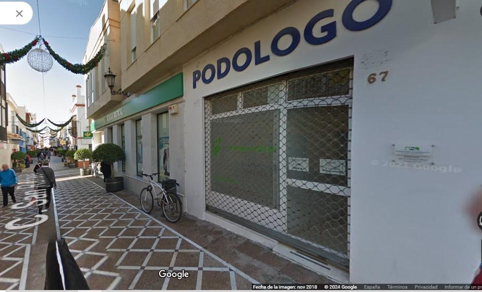 For rent of commercial in San Fernando