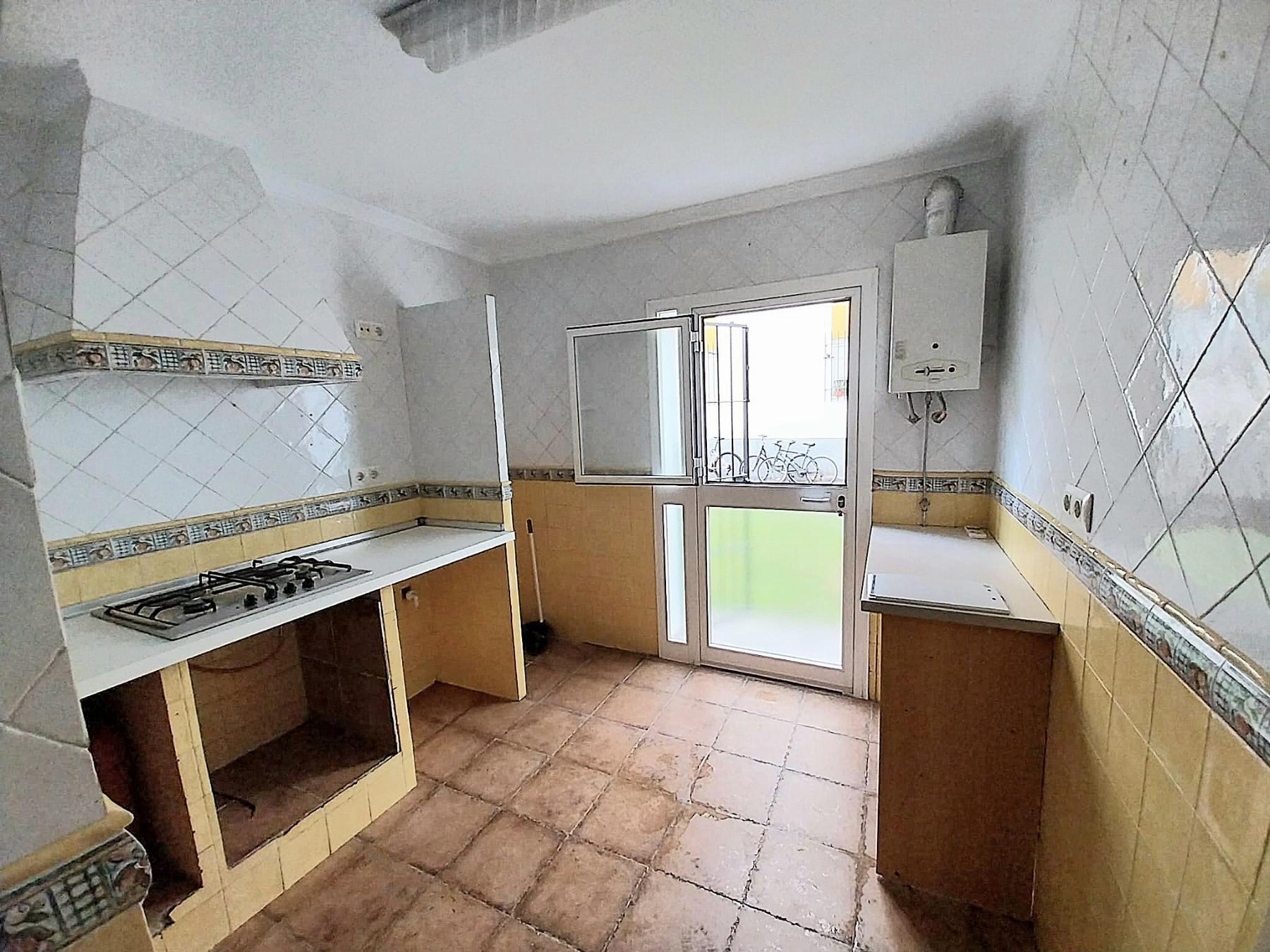 For sale of flat in San Fernando