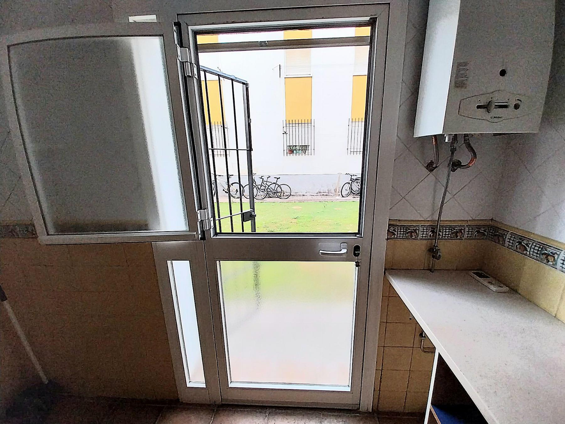 For sale of flat in San Fernando