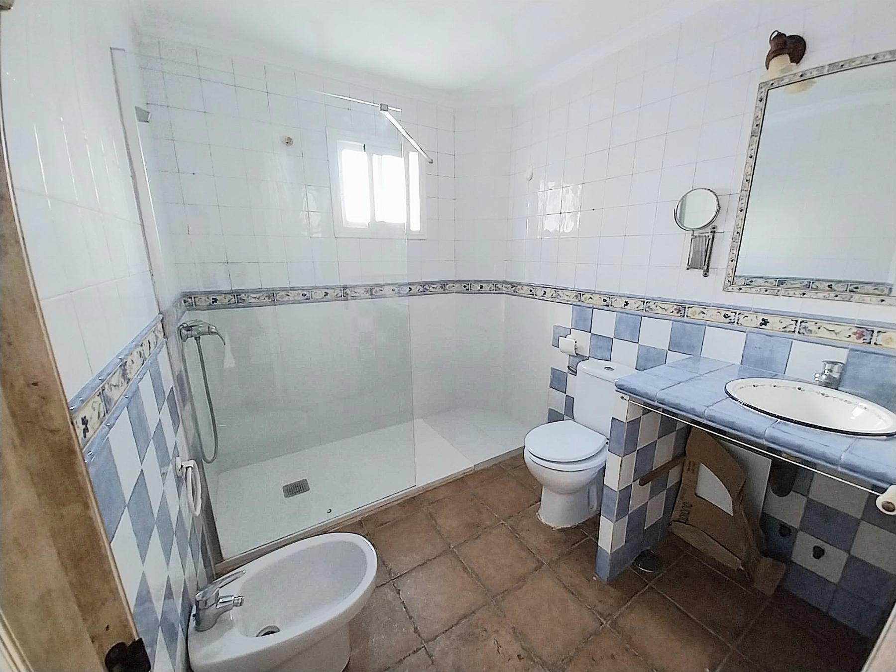 For sale of flat in San Fernando