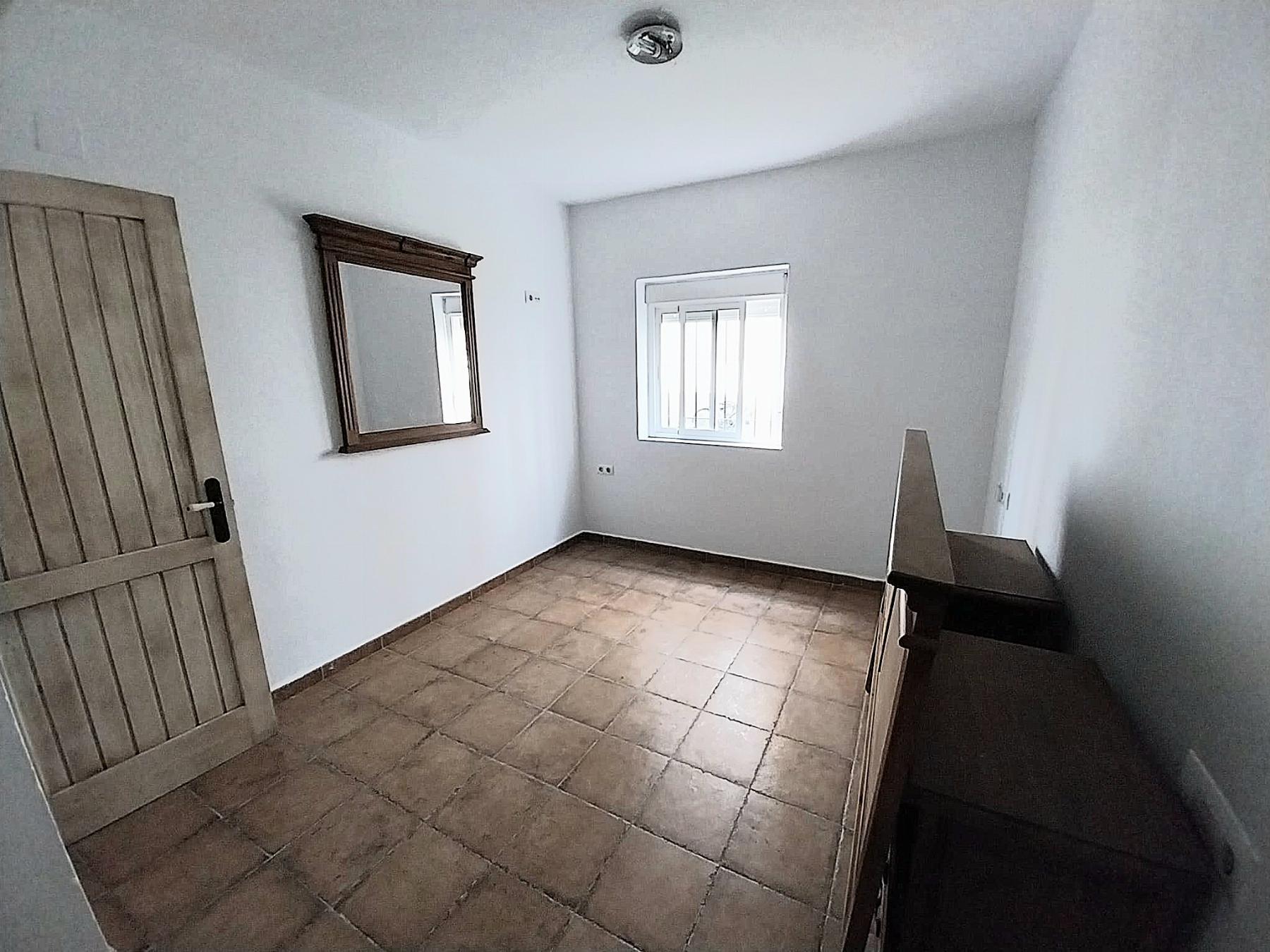 For sale of flat in San Fernando