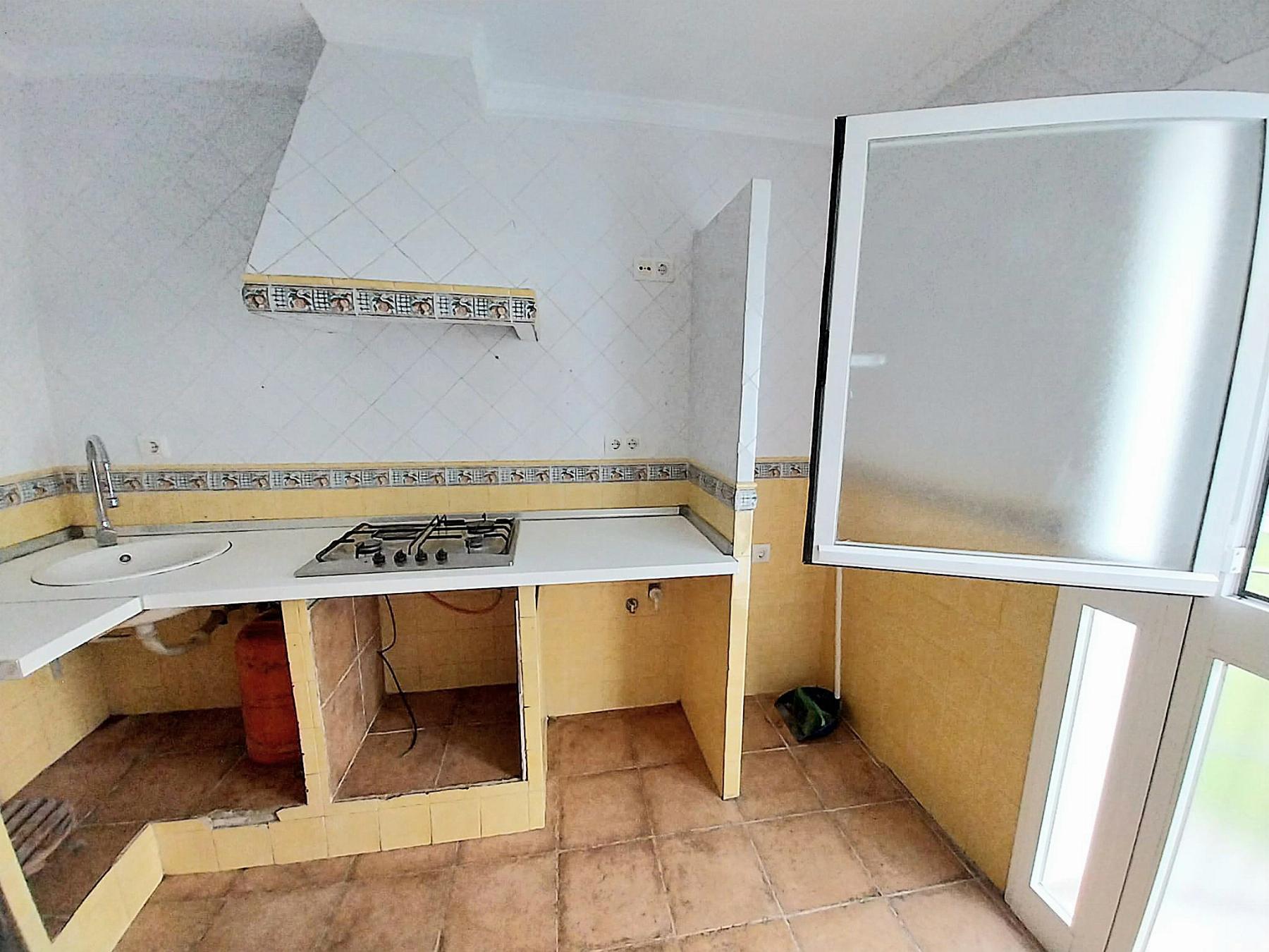 For sale of flat in San Fernando