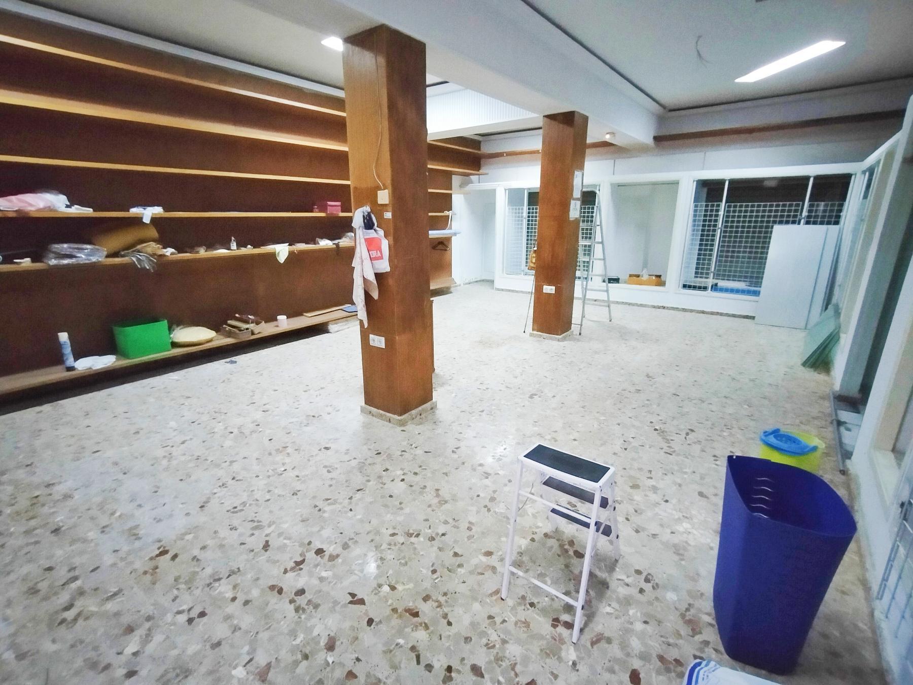 For sale of house in San Fernando