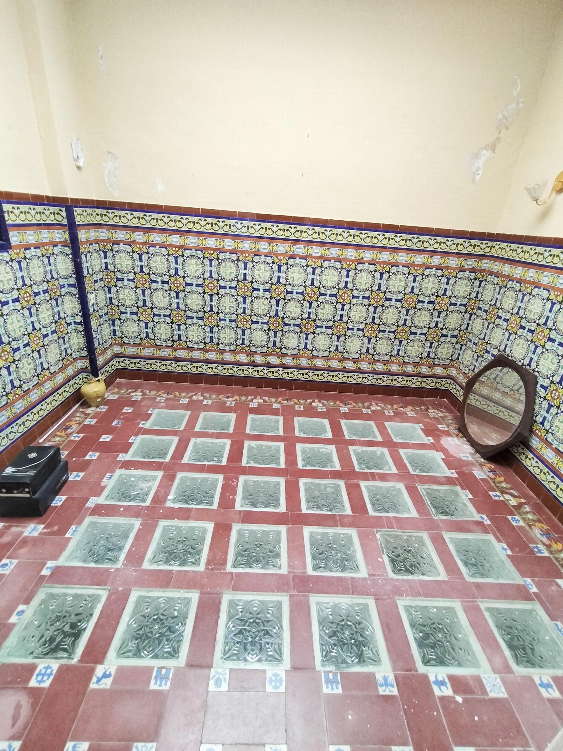 For sale of house in San Fernando