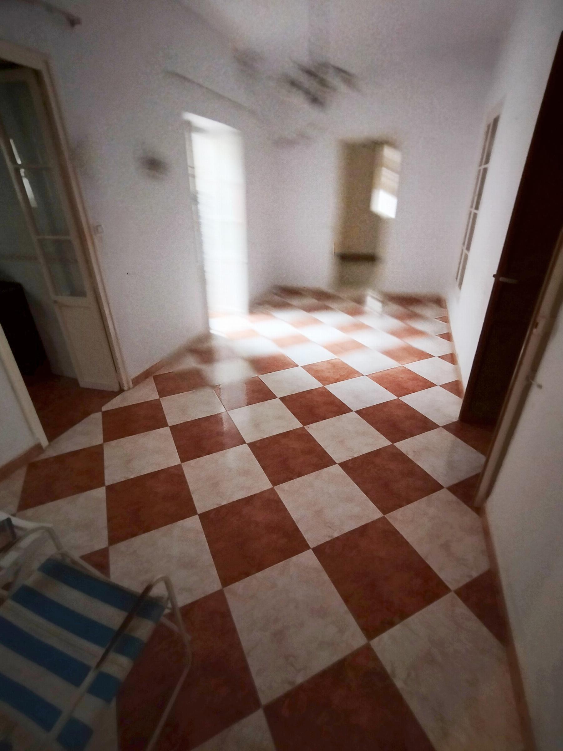 For sale of house in San Fernando