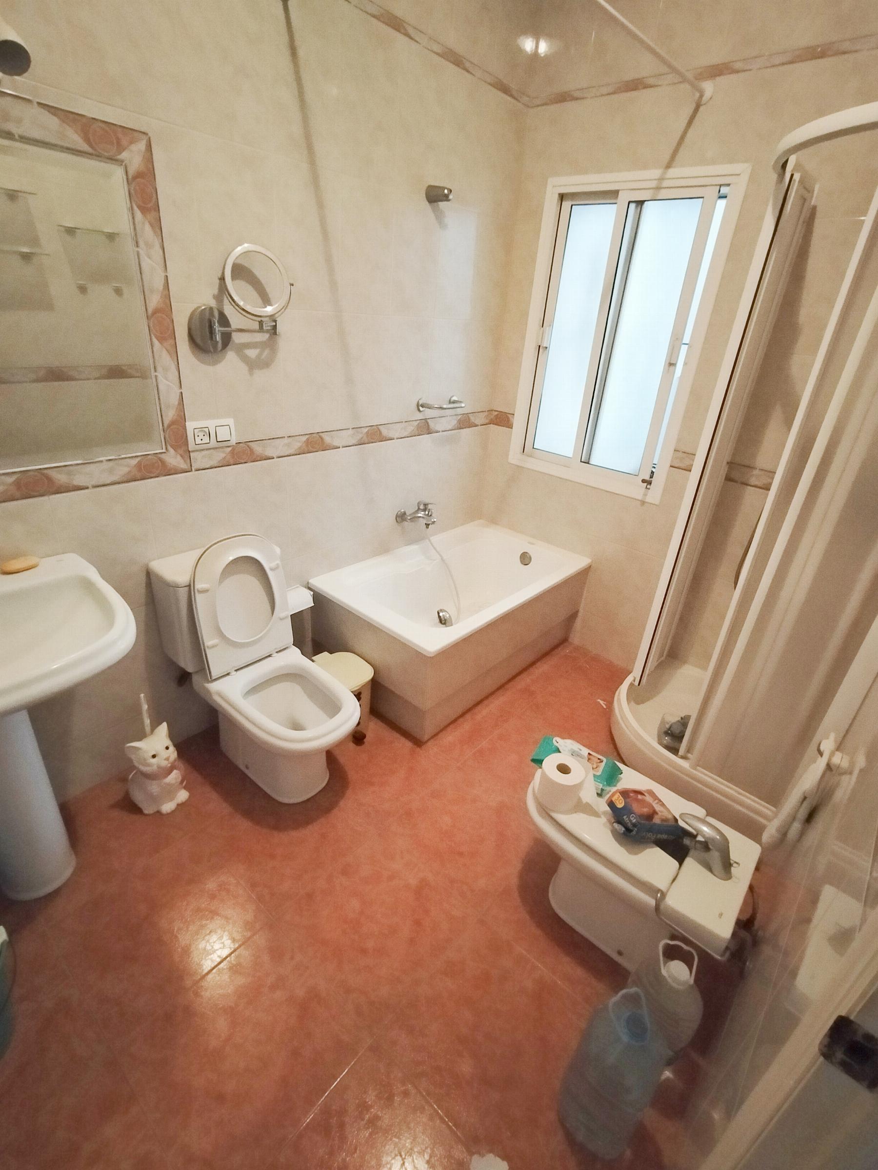 For sale of house in San Fernando