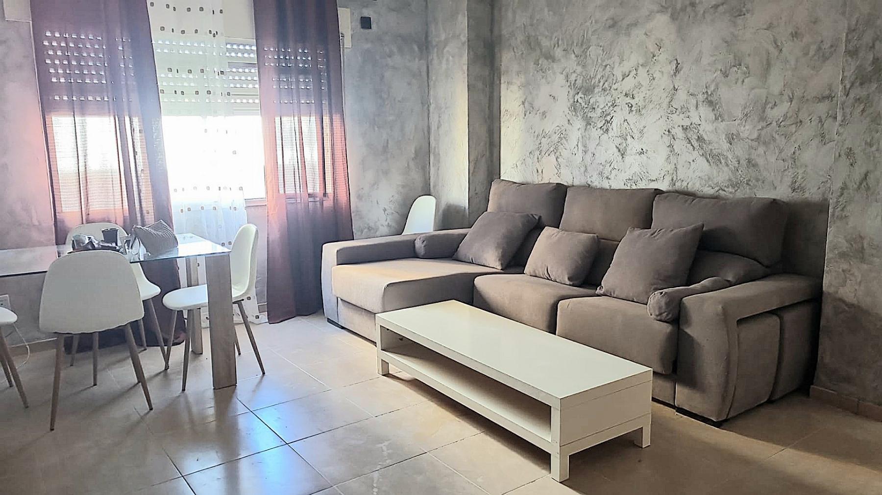 For sale of flat in San Fernando