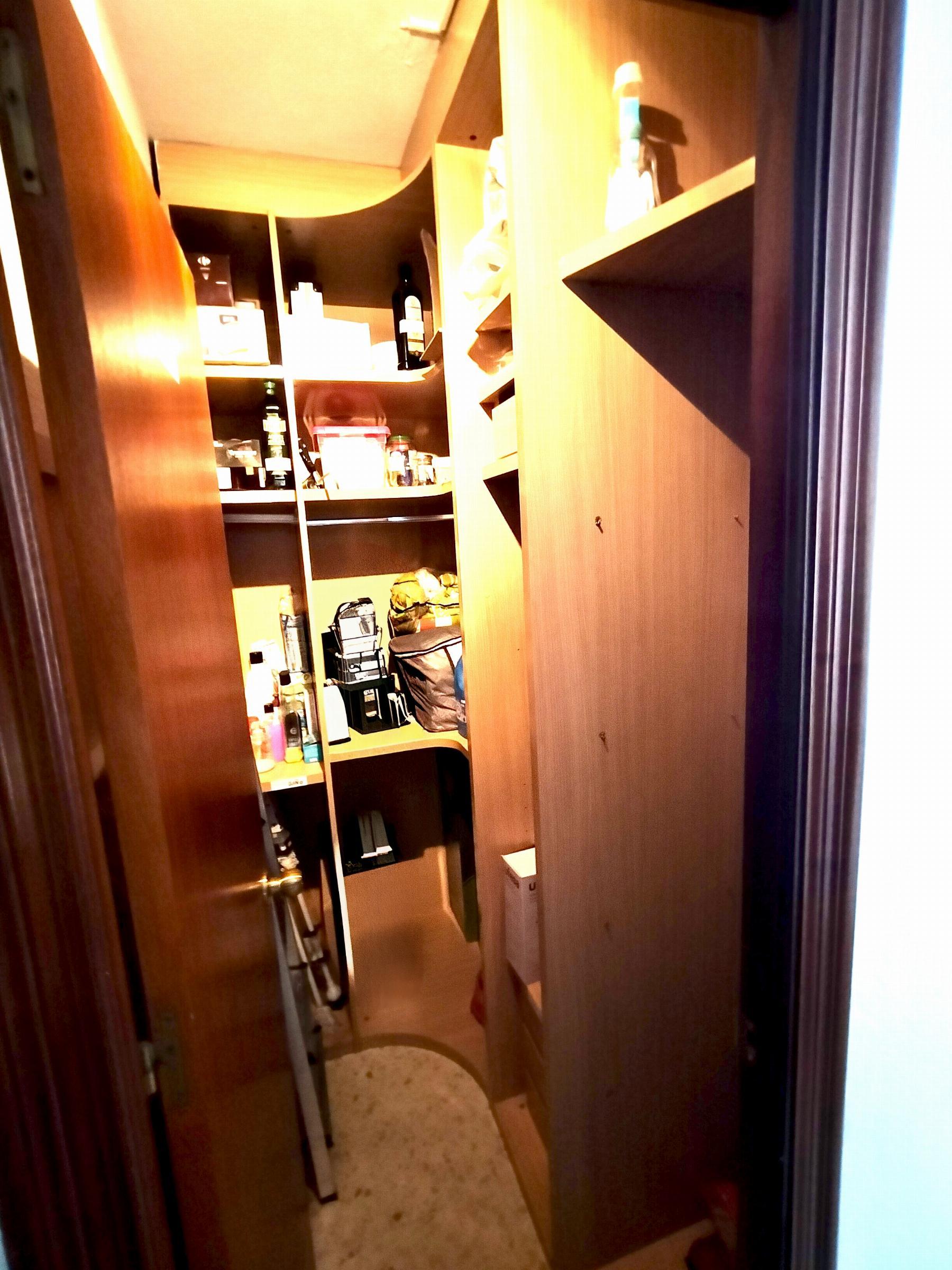 For sale of flat in San Fernando