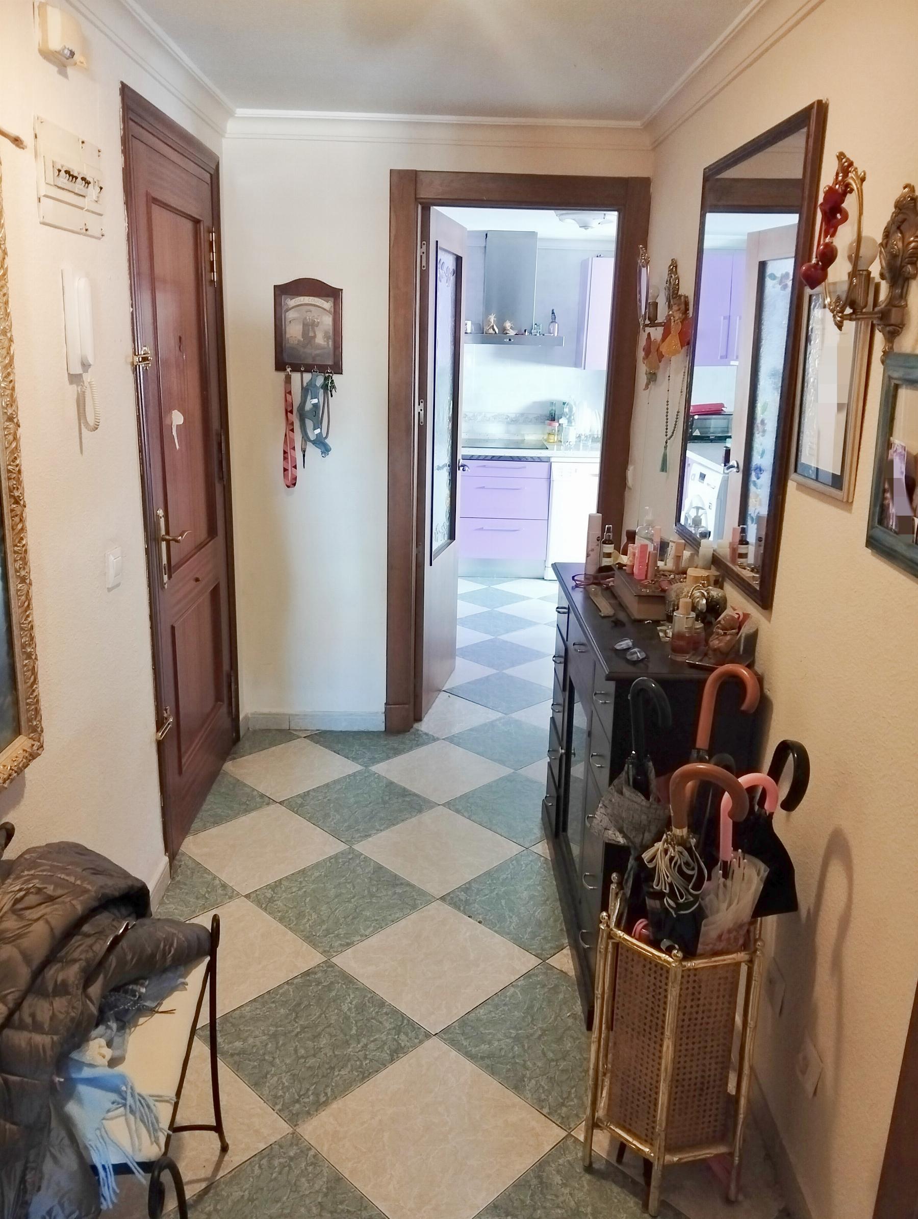 For sale of flat in San Fernando