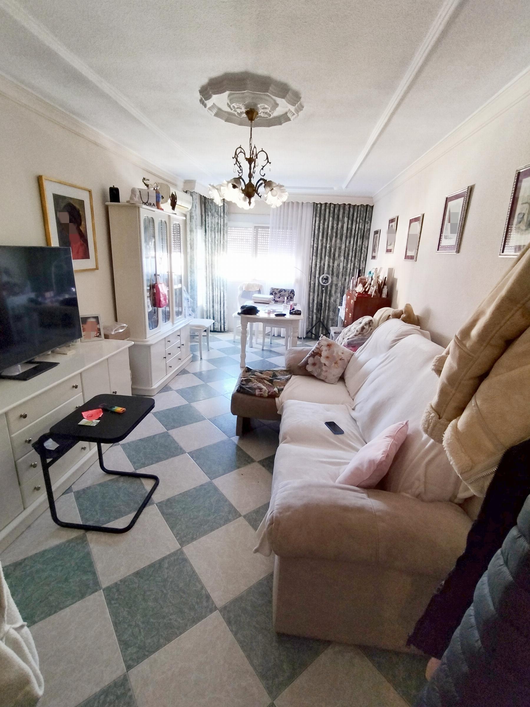 For sale of flat in San Fernando