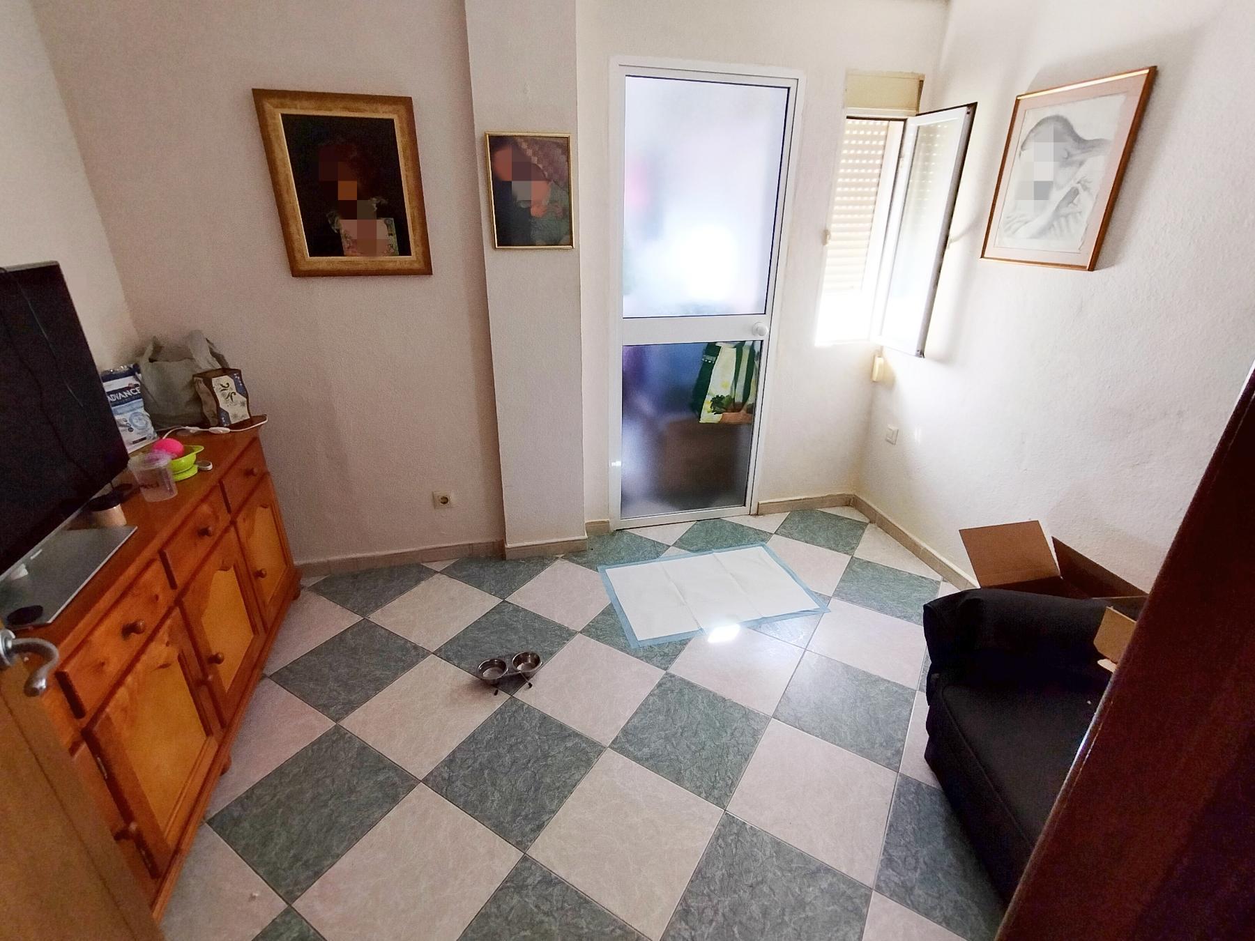 For sale of flat in San Fernando