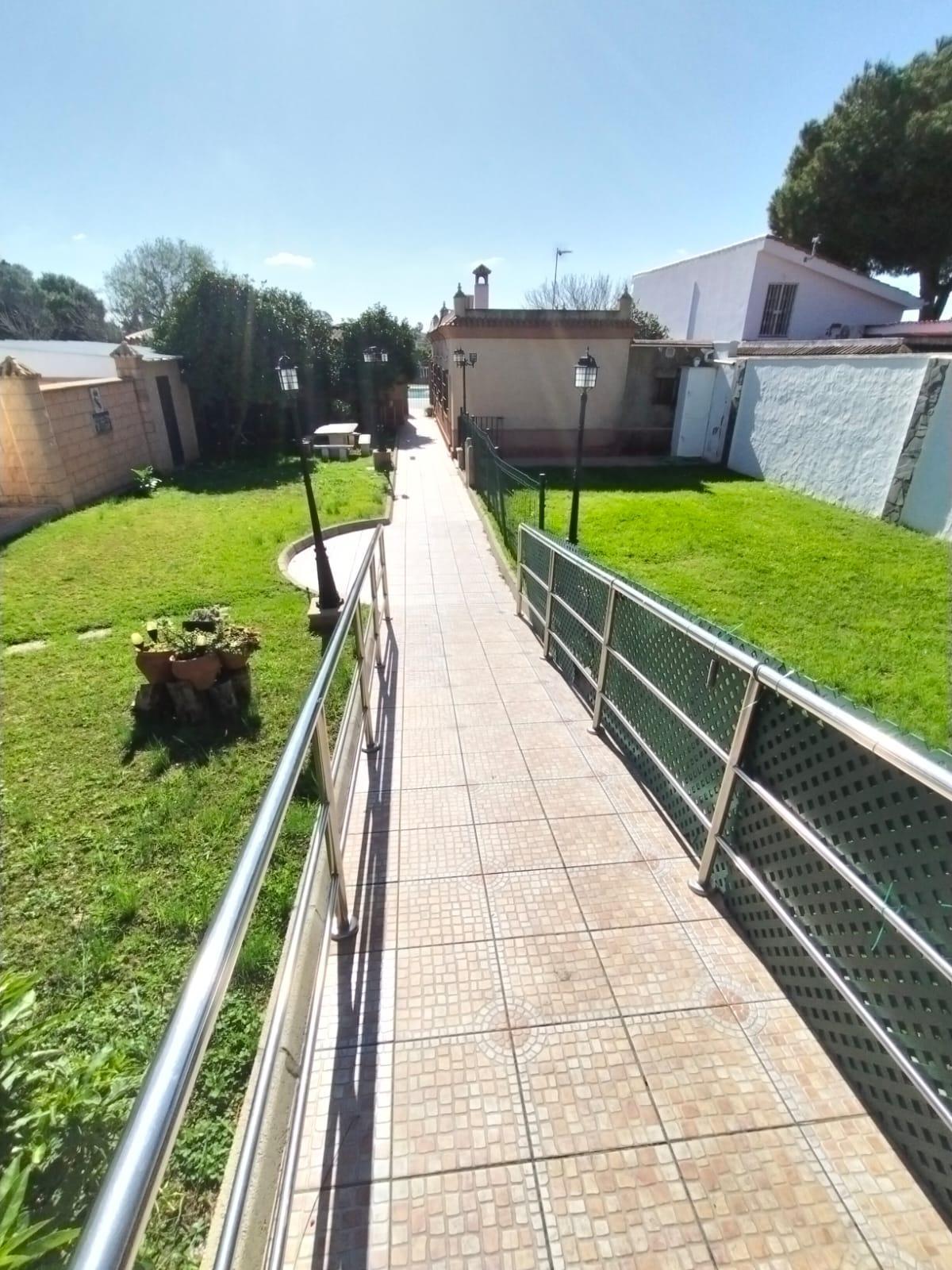 For sale of chalet in Chiclana de la Frontera