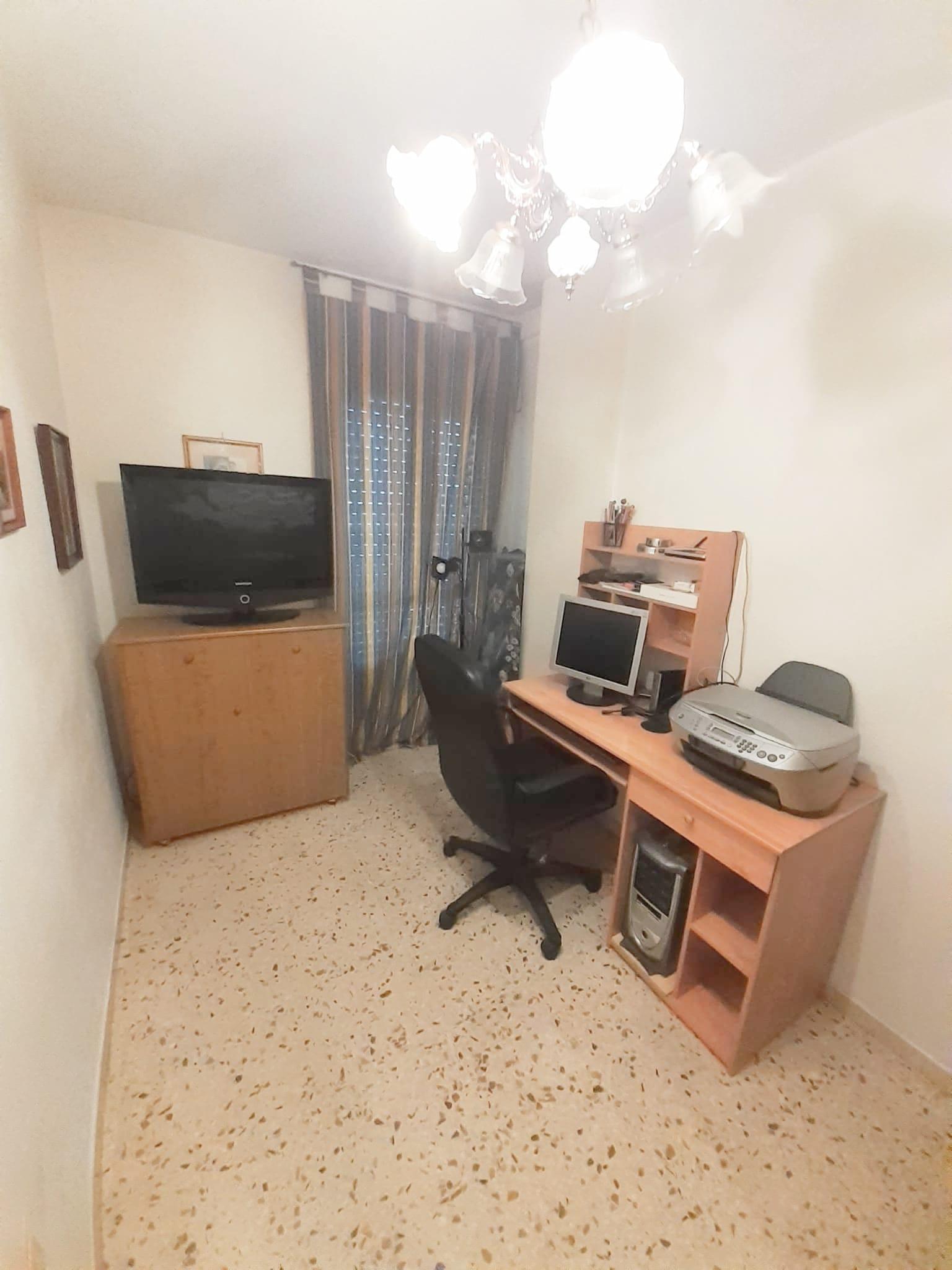 For sale of flat in San Fernando