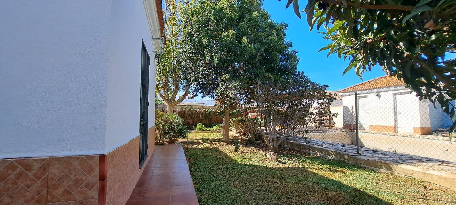 Продажа от

 Шалет

 на Chiclana de la Frontera