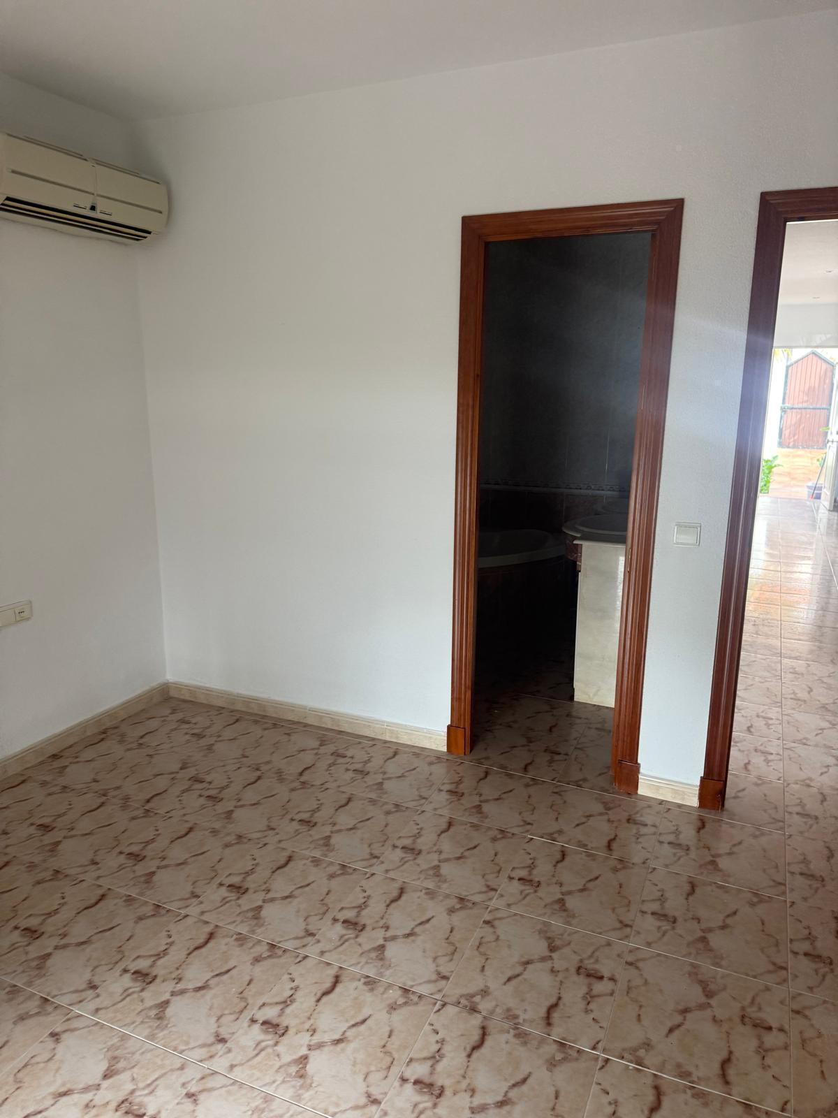 Продажа от

 Шалет

 на Chiclana de la Frontera