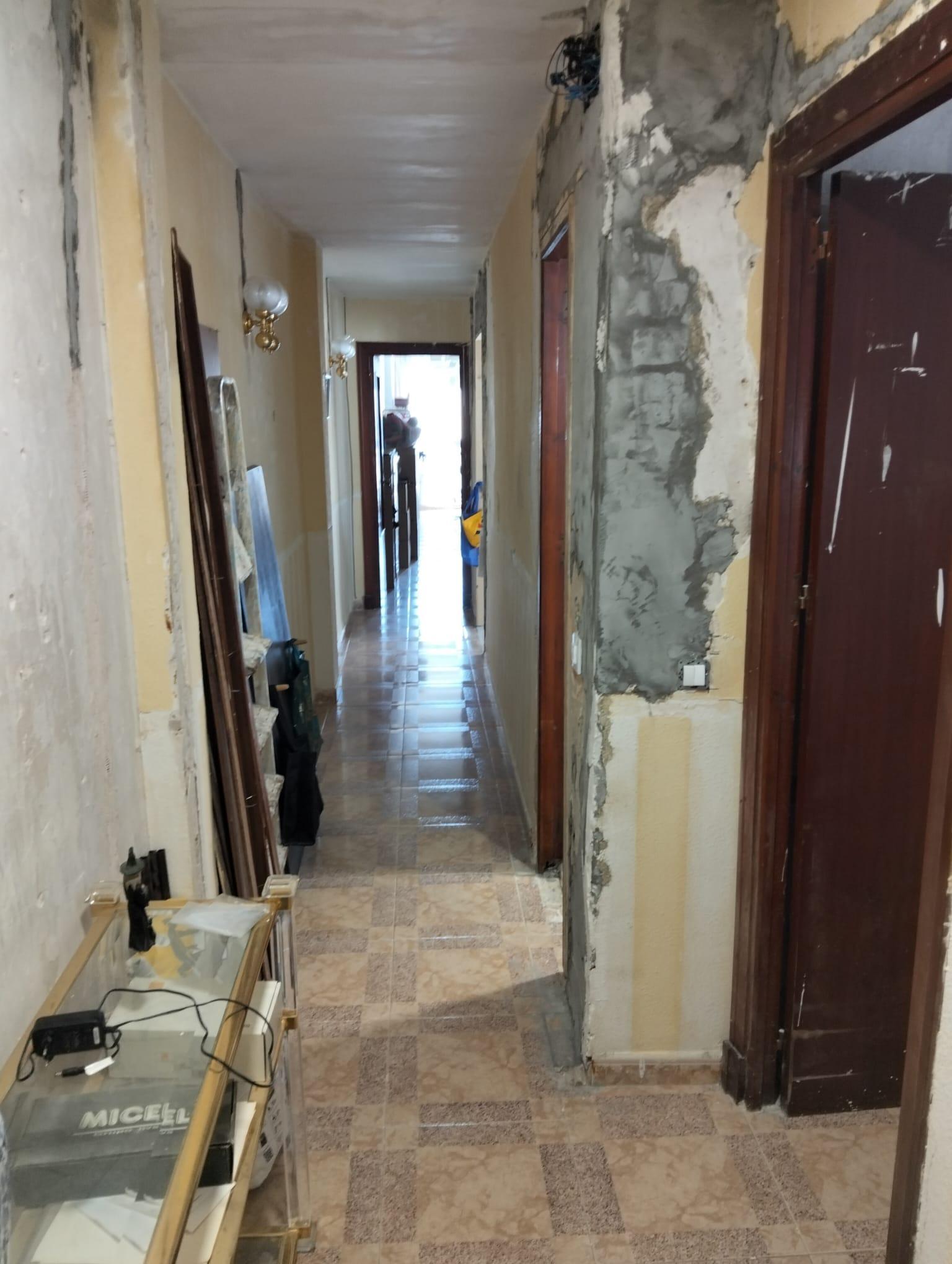 For sale of flat in San Fernando