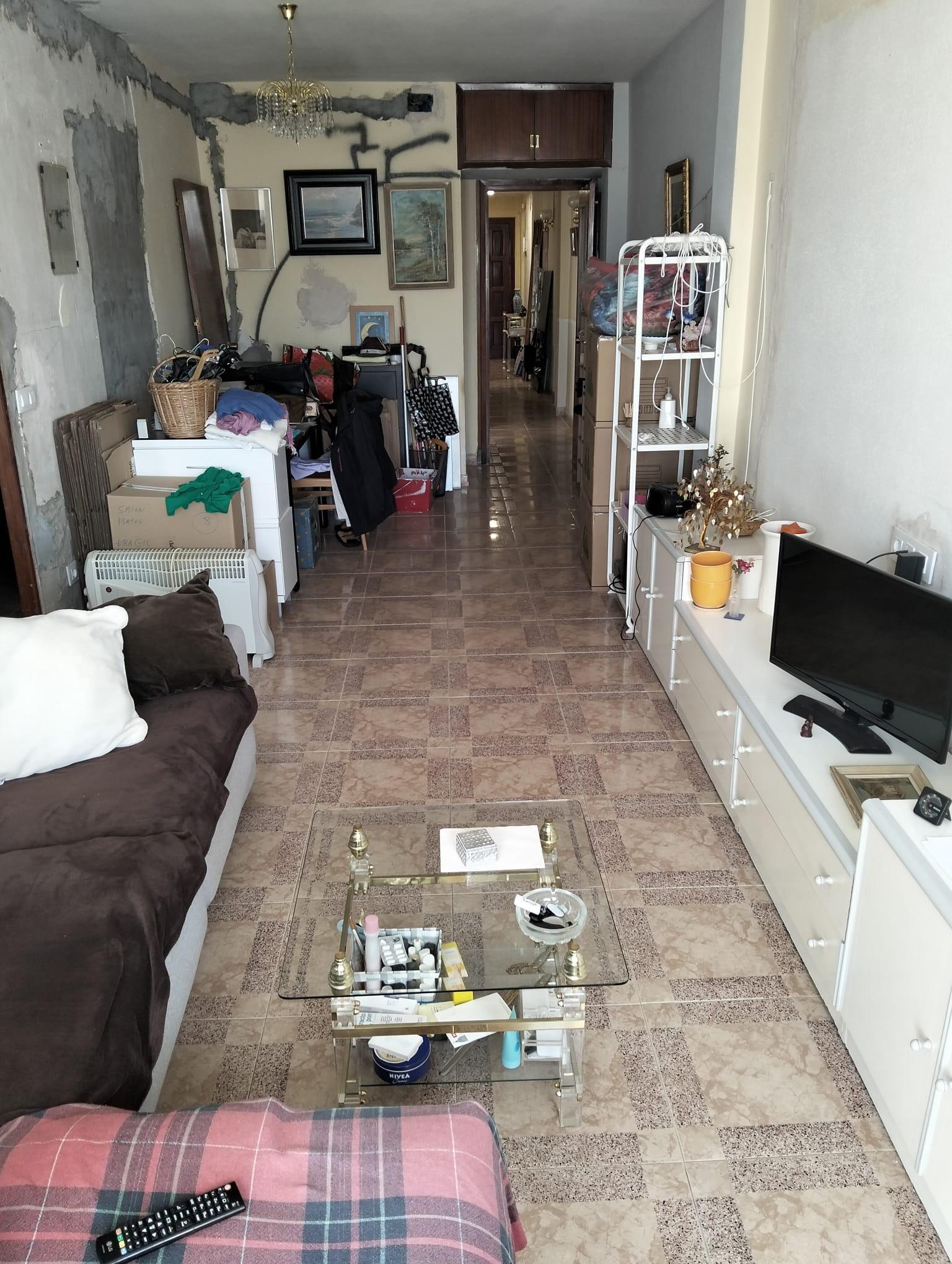 For sale of flat in San Fernando