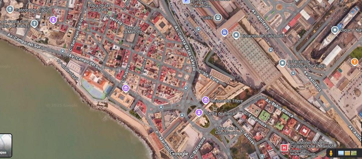 For sale of apartment in Cádiz