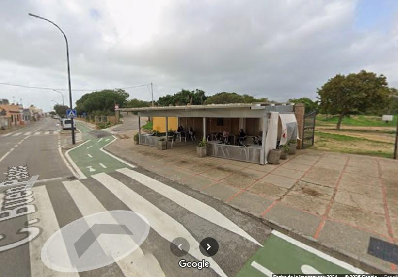 For sale of house in San Fernando