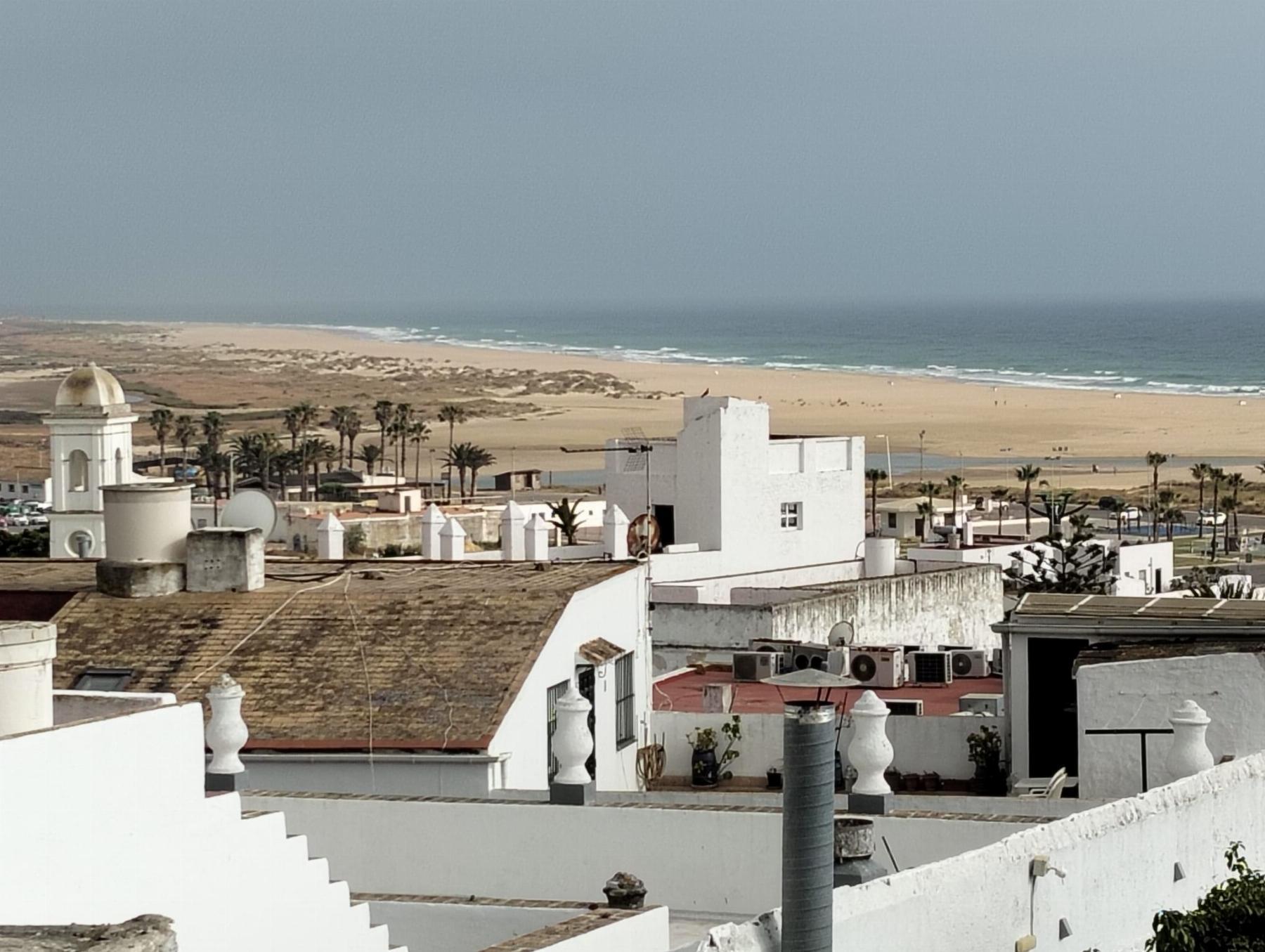 For sale of house in Conil