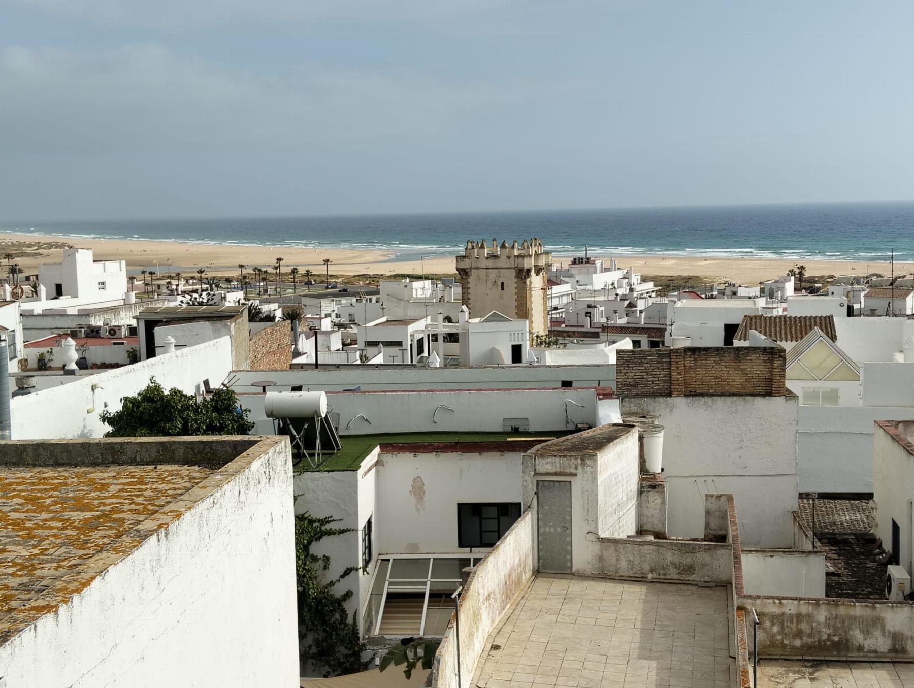 For sale of house in Conil