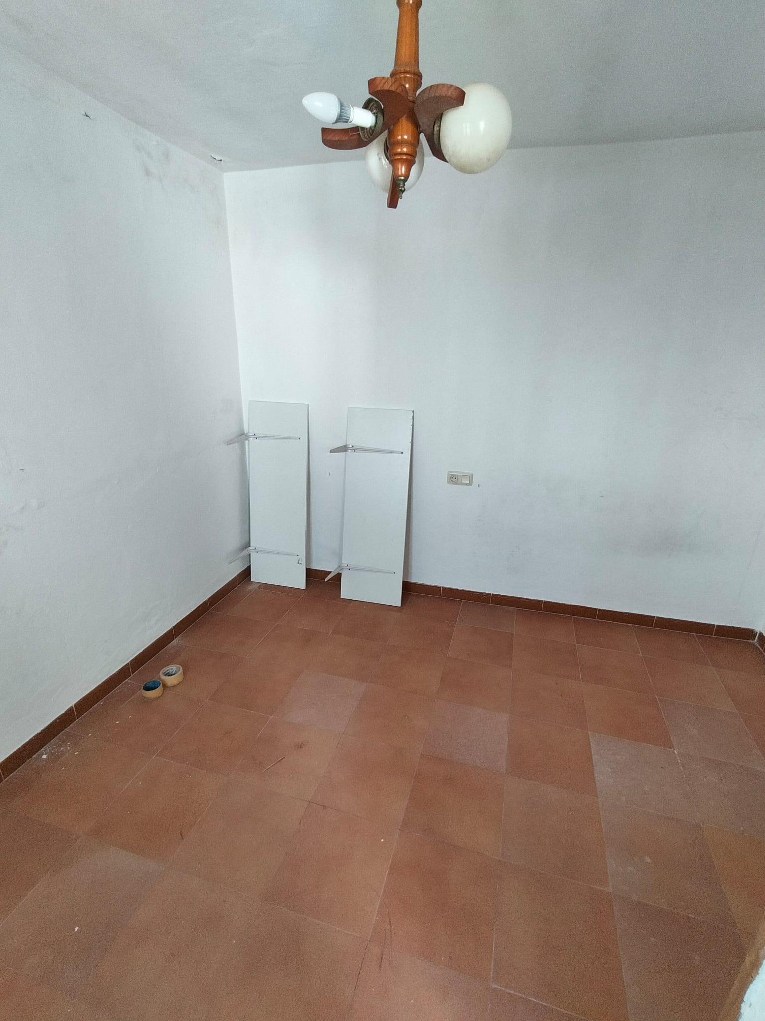 For sale of house in Conil