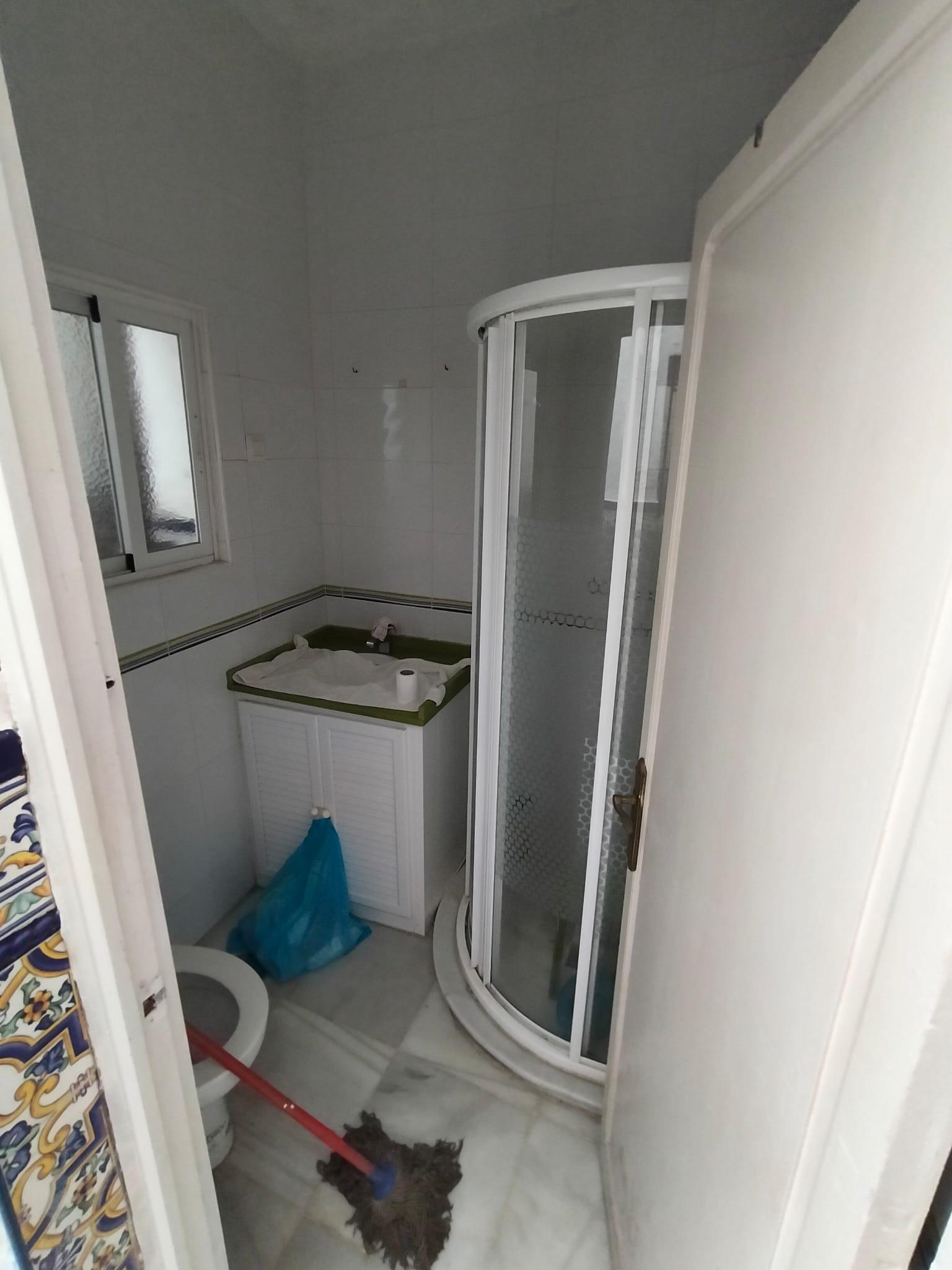 For sale of house in Conil