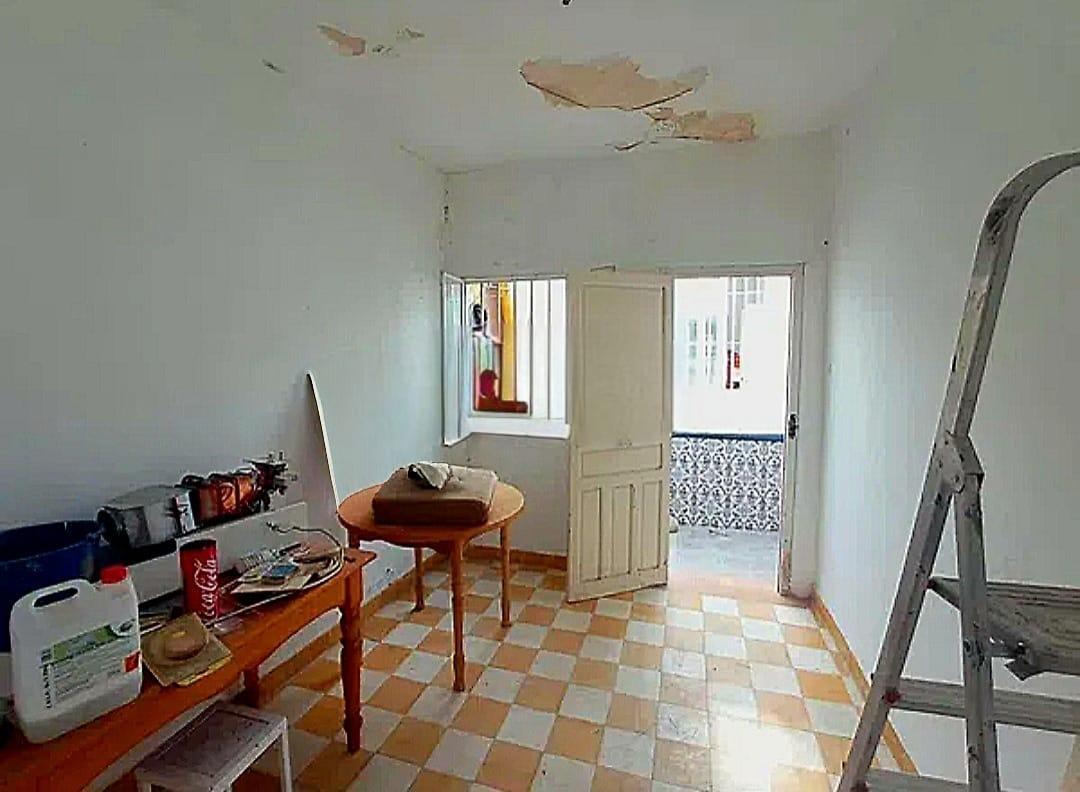 For sale of house in Conil