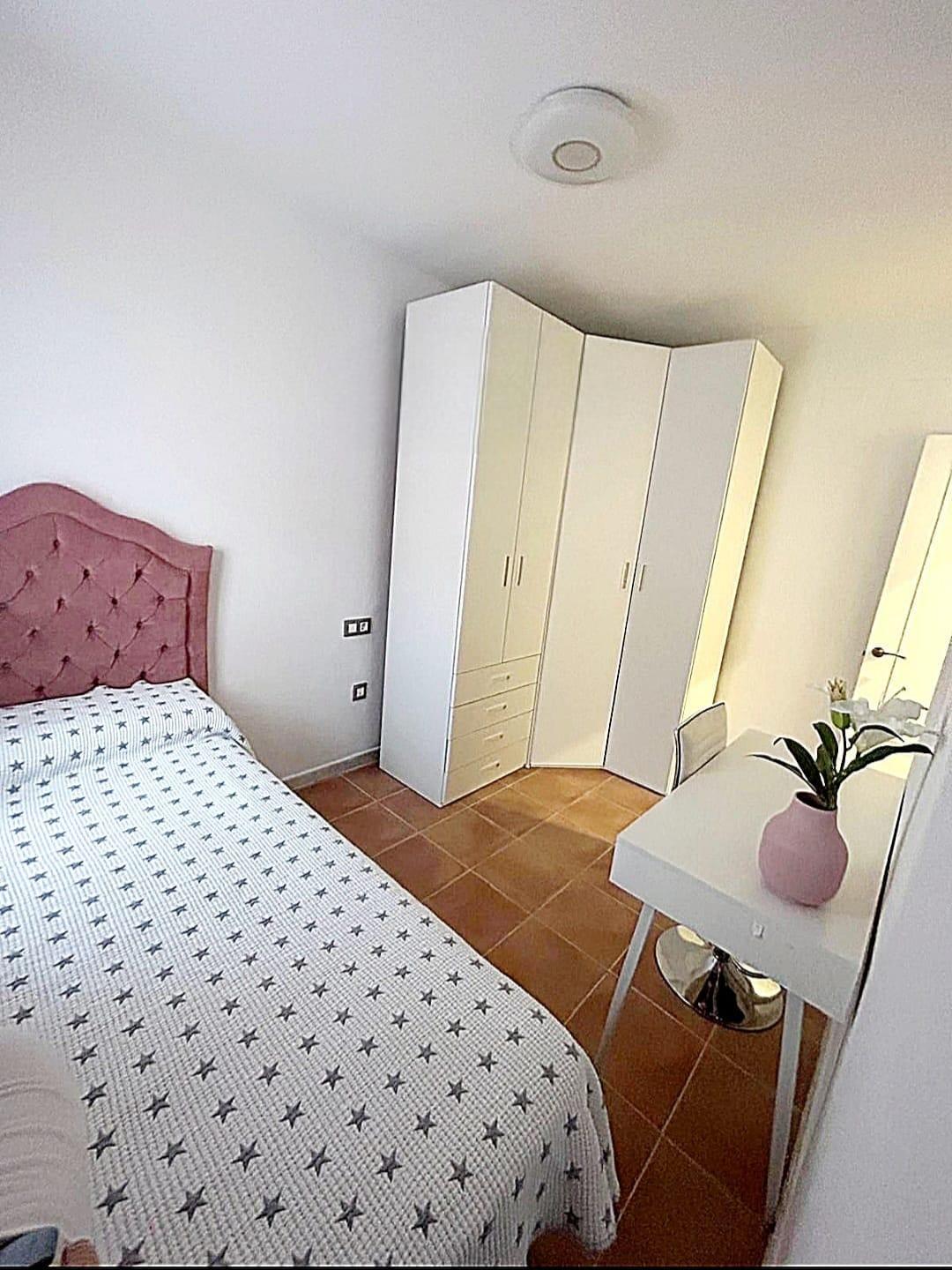 For sale of house in San Fernando