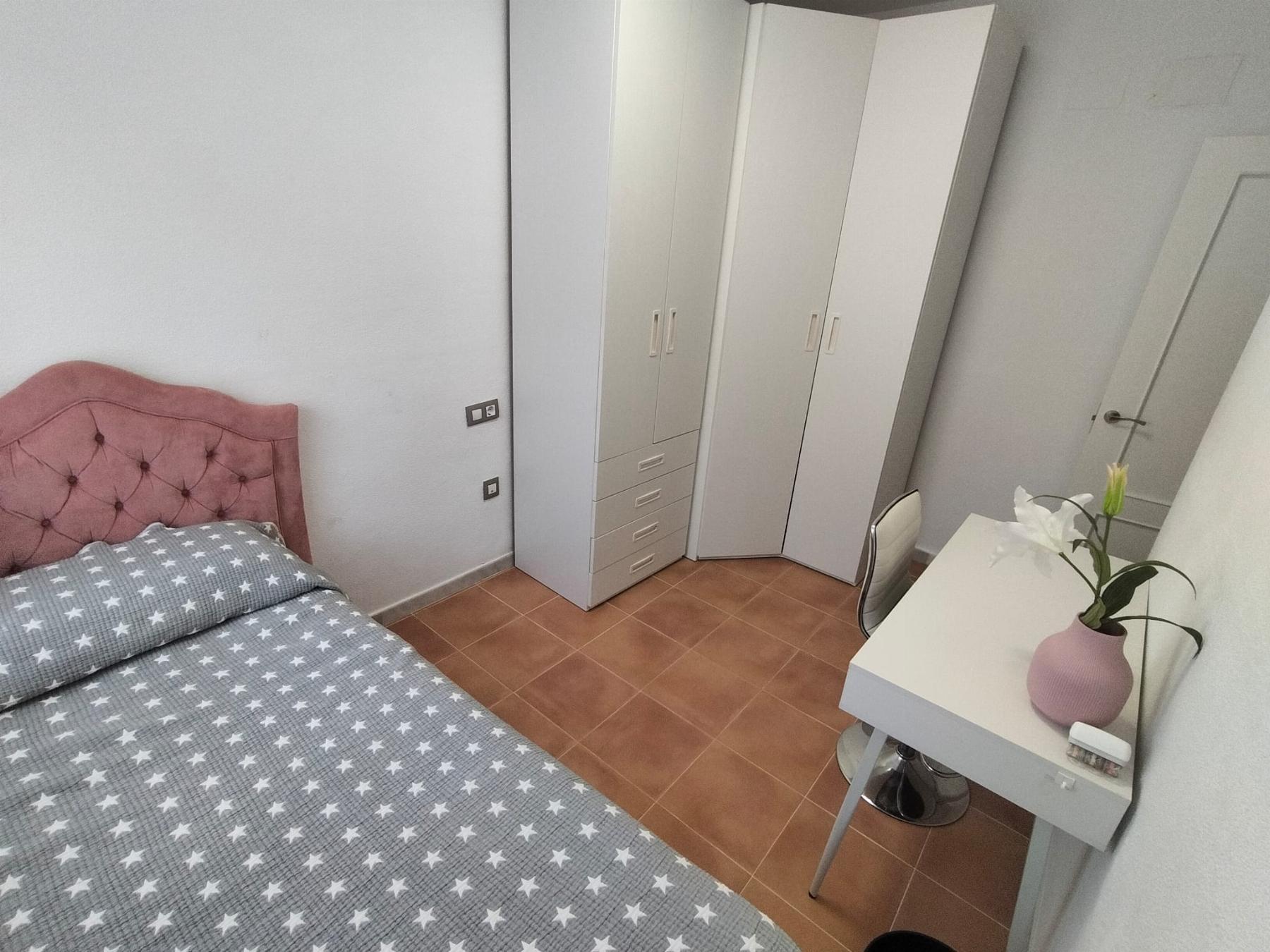 For sale of house in San Fernando