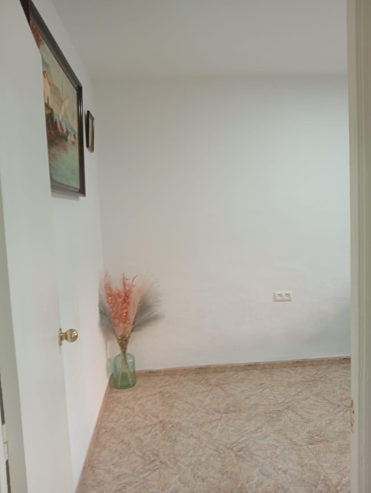 For sale of flat in San Fernando