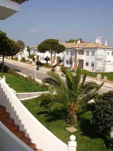 Myynti
 from
 huoneisto
 sisään

 Chiclana de la Frontera
