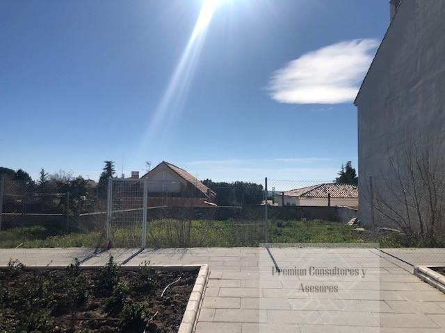 Venta de terreno en Sevilla la Nueva