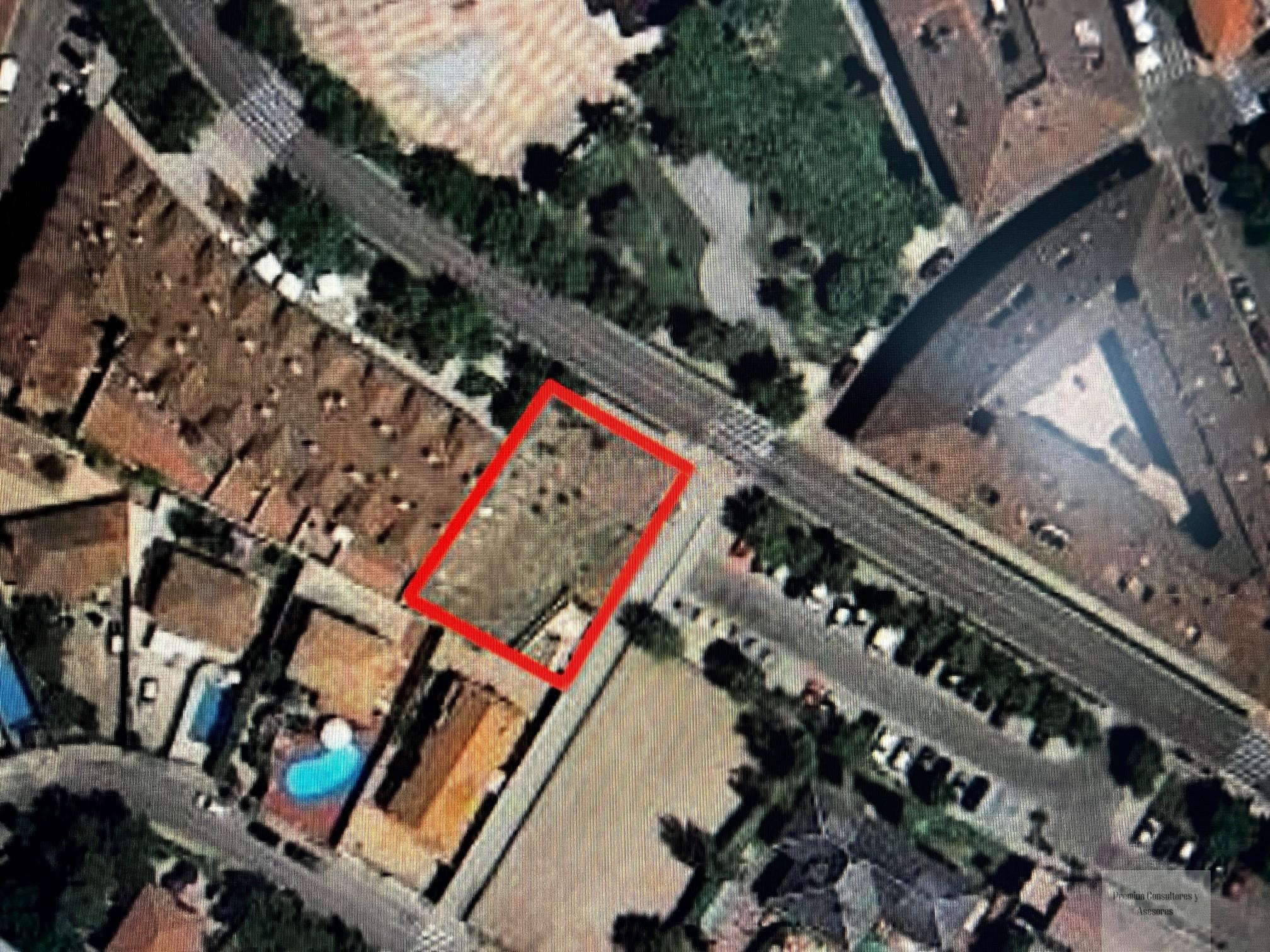 Venta de terreno en Sevilla la Nueva