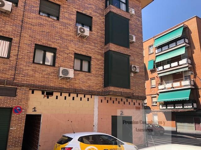 For sale of commercial in Leganés