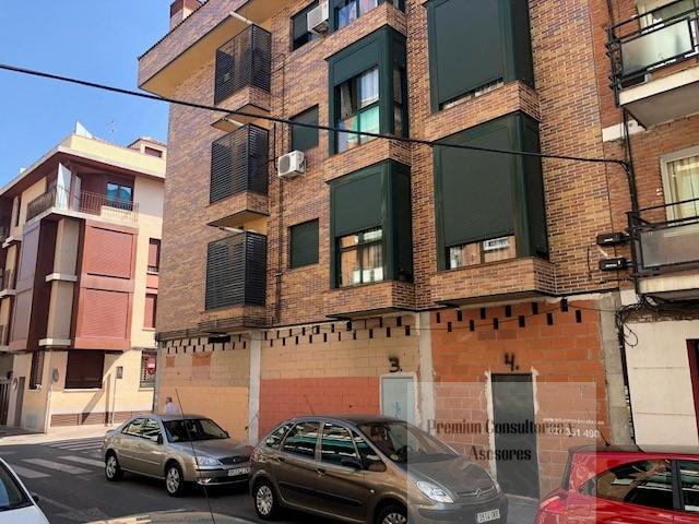For sale of commercial in Leganés