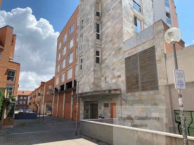 For sale of commercial in Madrid