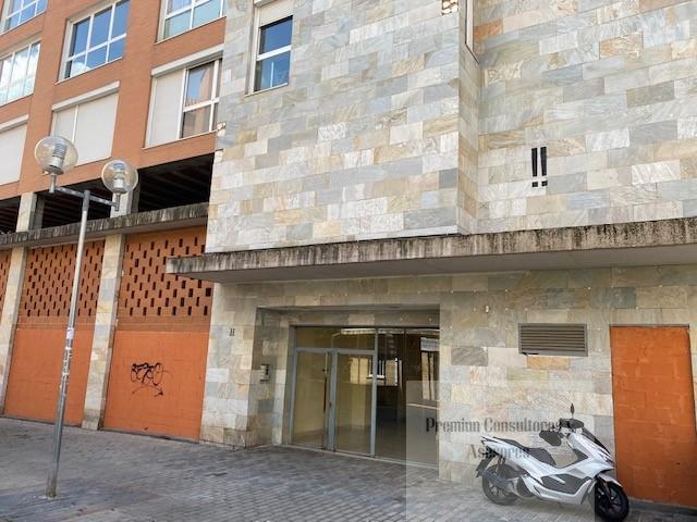 For sale of commercial in Madrid