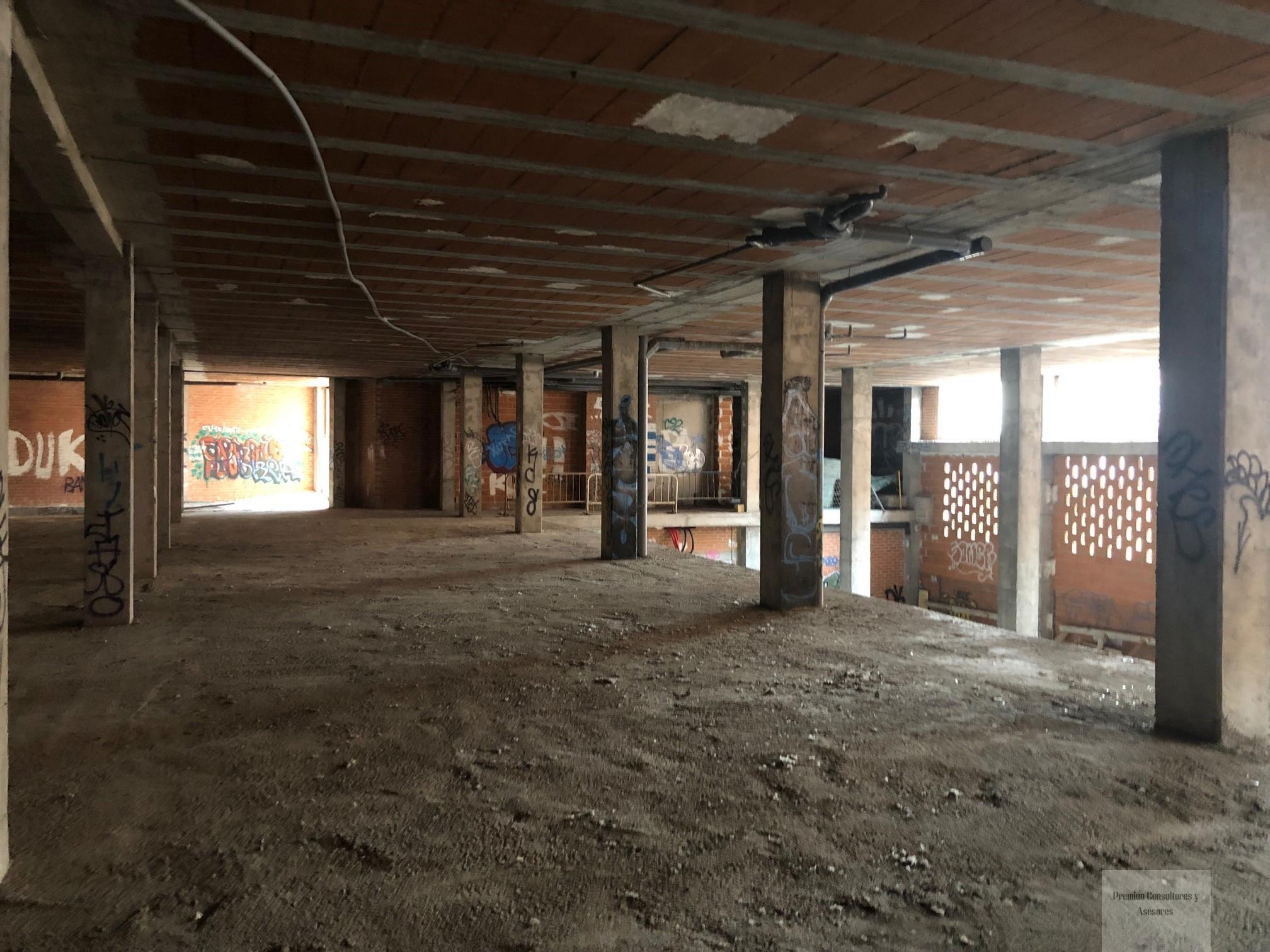 For sale of commercial in Madrid