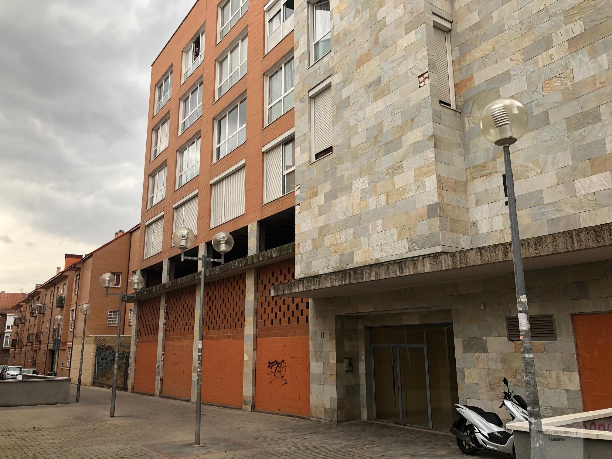 For sale of commercial in Madrid