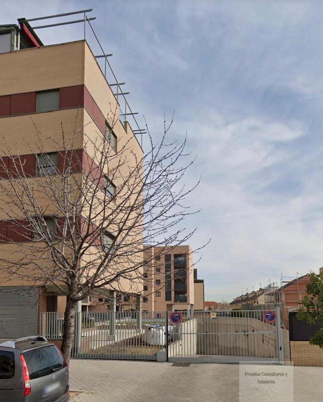 For sale of garage in Leganés