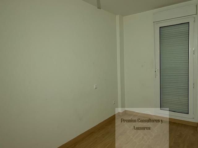 For sale of flat in Madrid