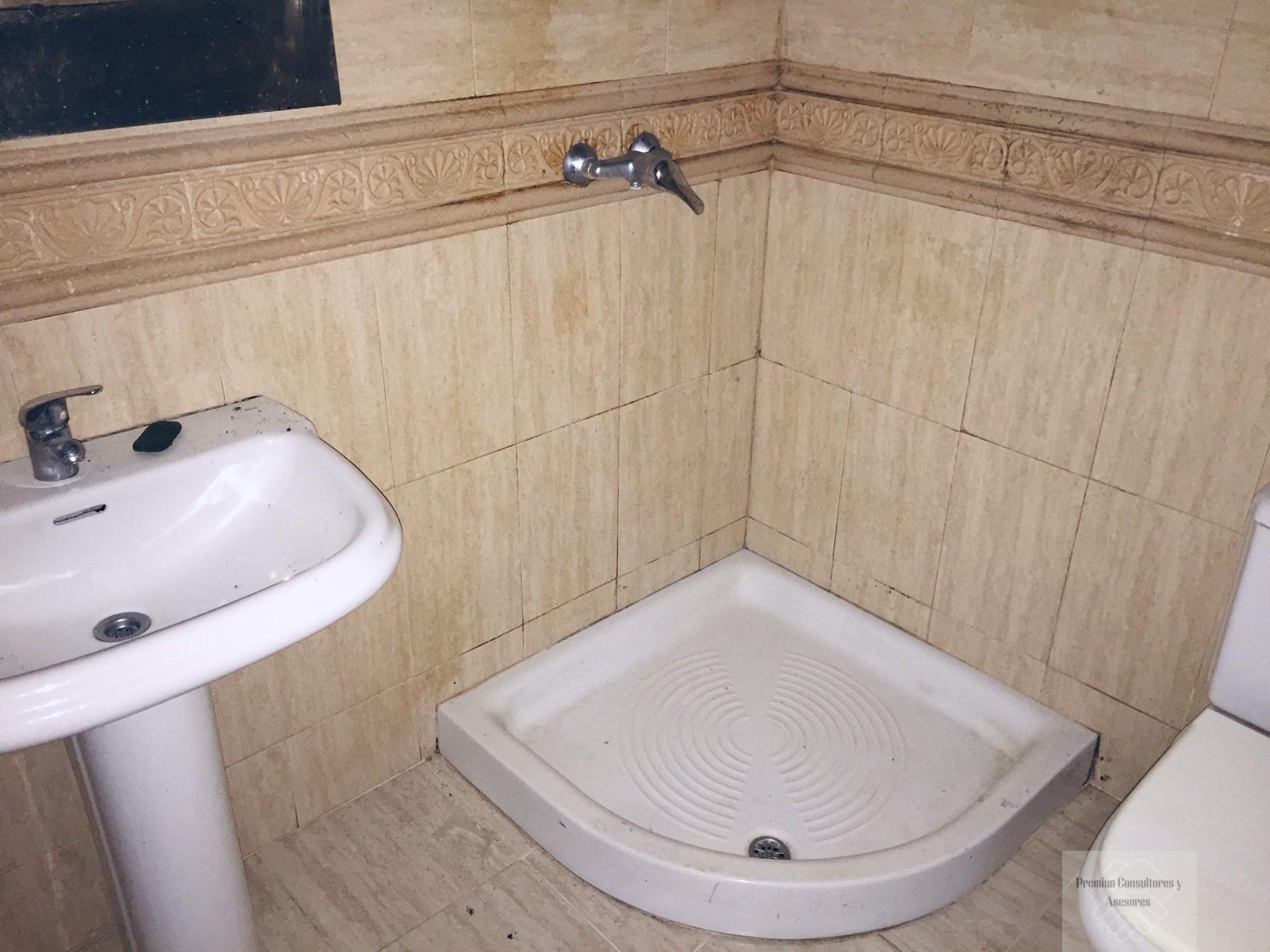 For sale of flat in Villa del Prado
