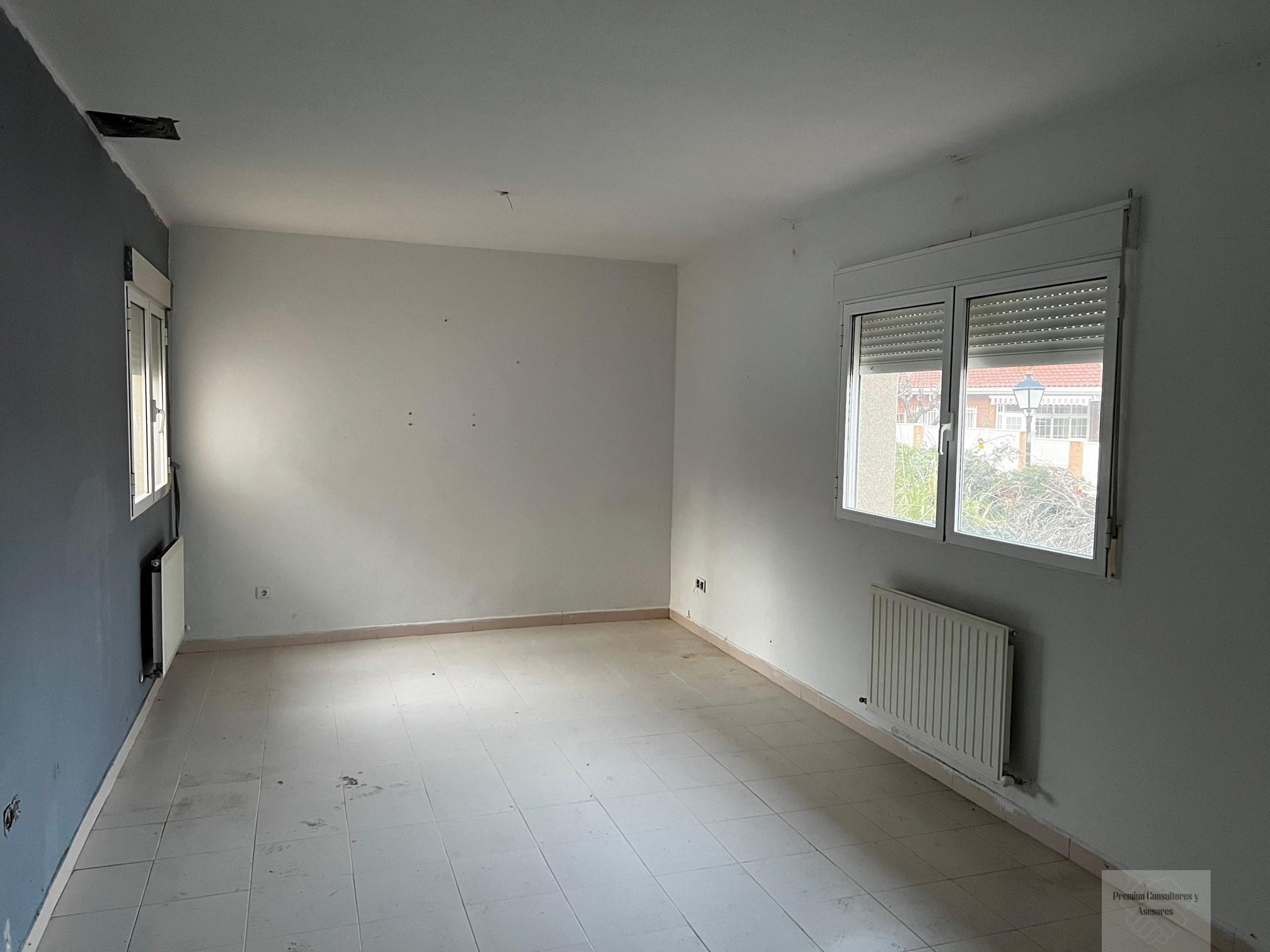 For sale of house in Serracines