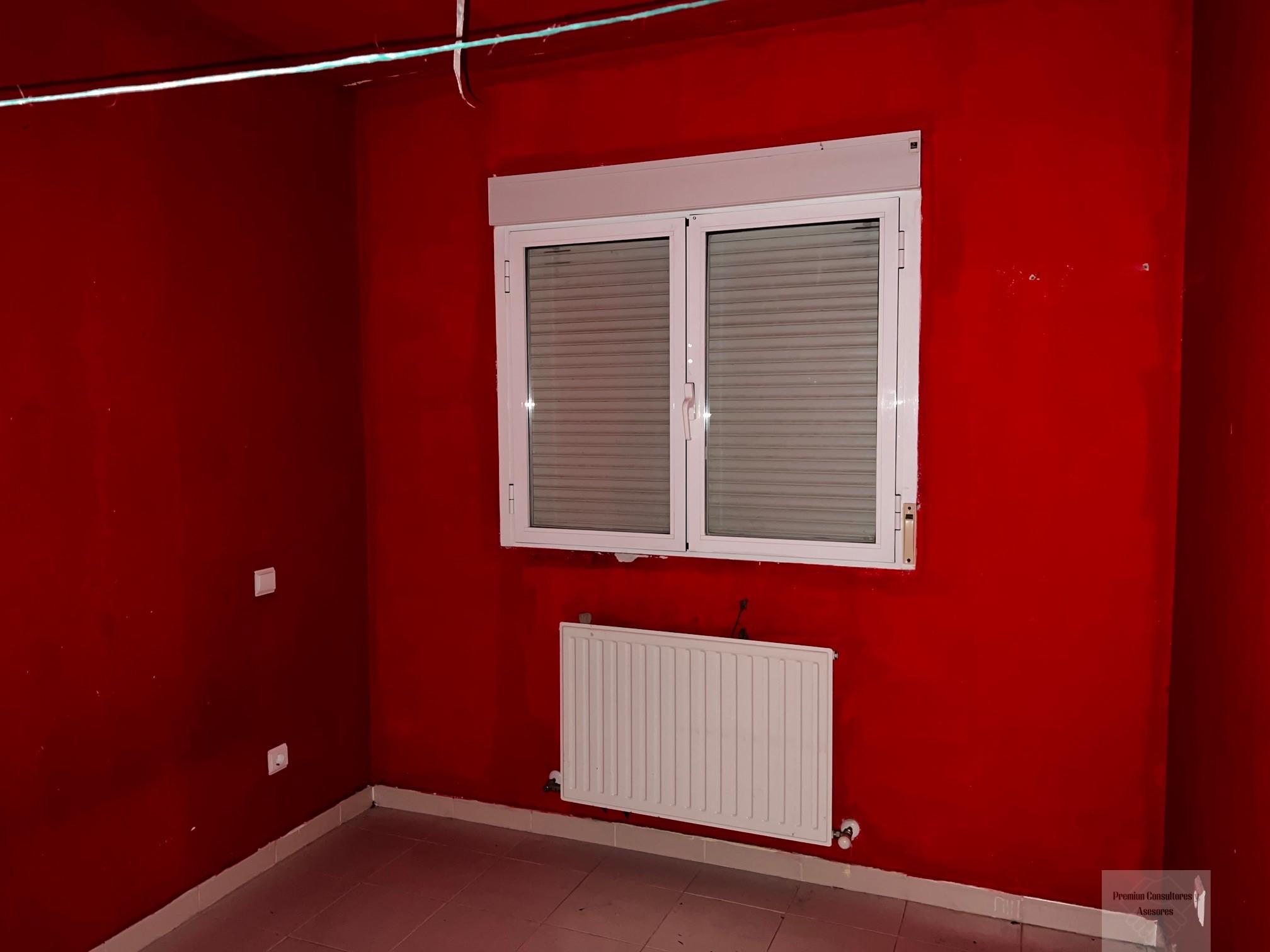 For sale of house in Serracines