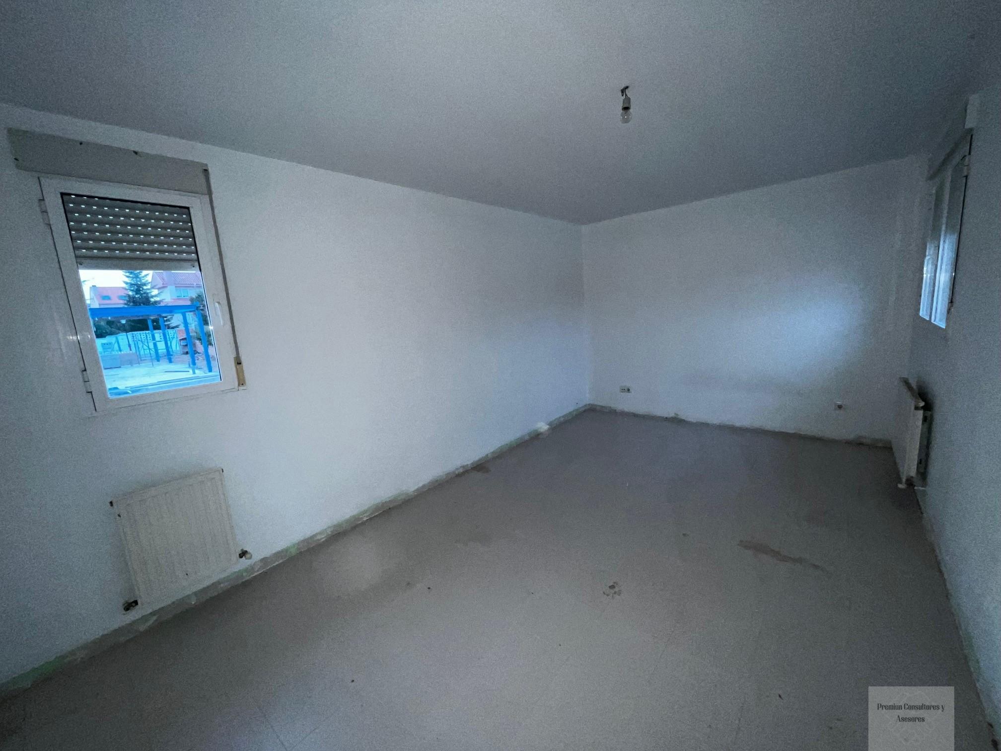 For sale of house in Serracines