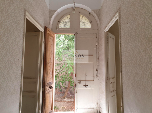 Venta de castillo en Portbou
