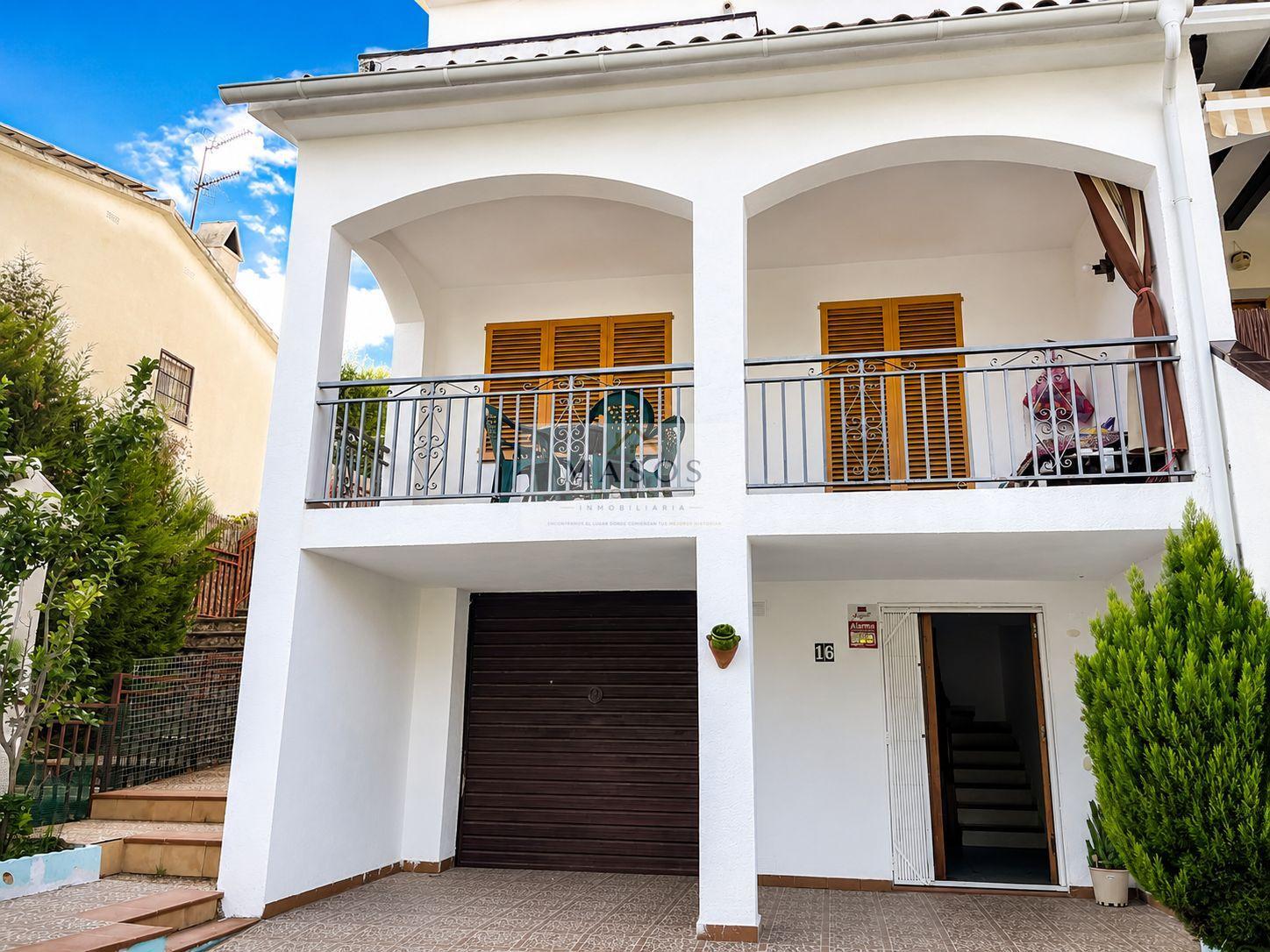 Venta de casa en Coma - Ruga