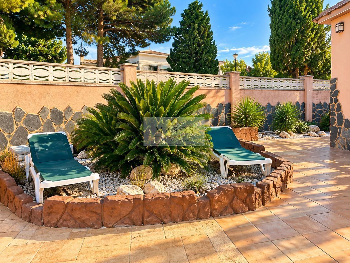 Venta de villa en Coma - Ruga